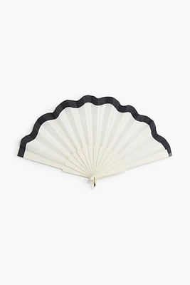 Scalloped-edge Fan