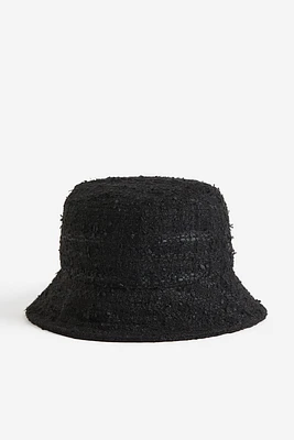 Chapeau en tissu texturé