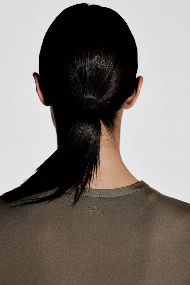Sports Crop Top with DryMove™