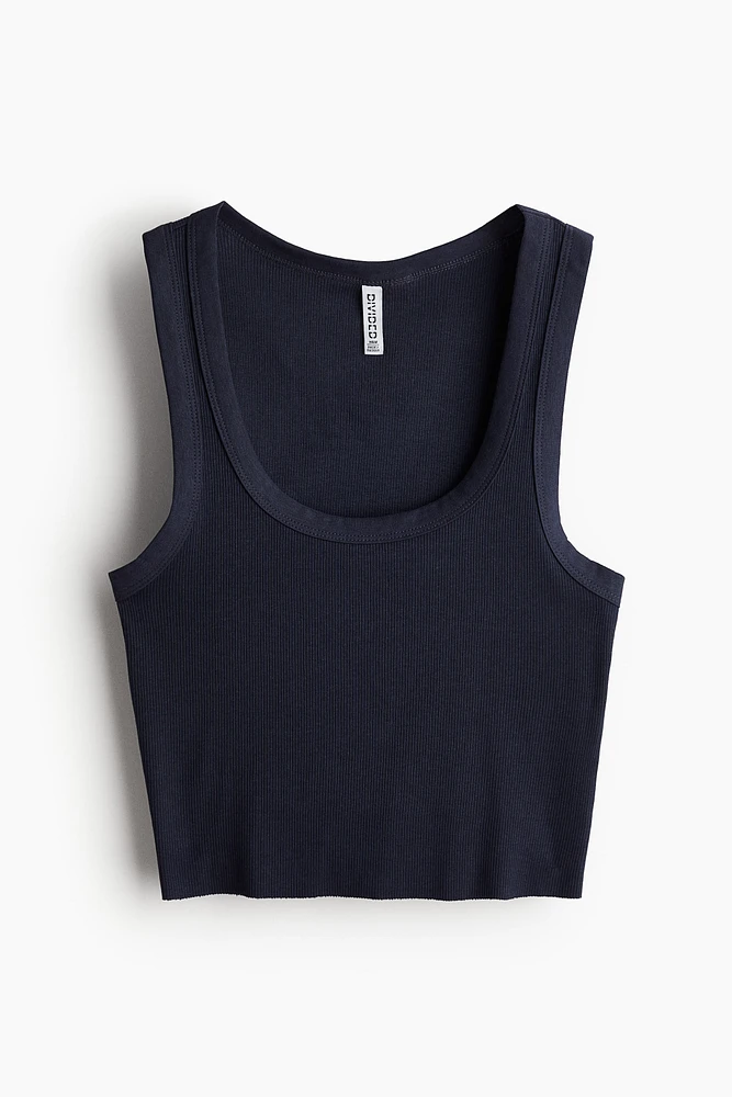 Short Tank Top