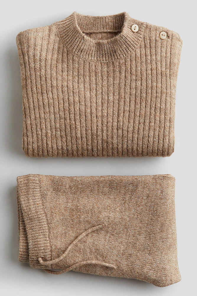 2-piece Knit Set