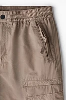 Pantalon cargo classique en sergé