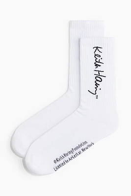 Motif-detail Socks