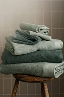 Serviette de bain en coton éponge