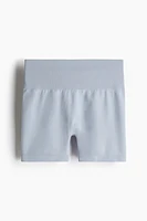 Seamless Sports Hot Pants with DryMove™