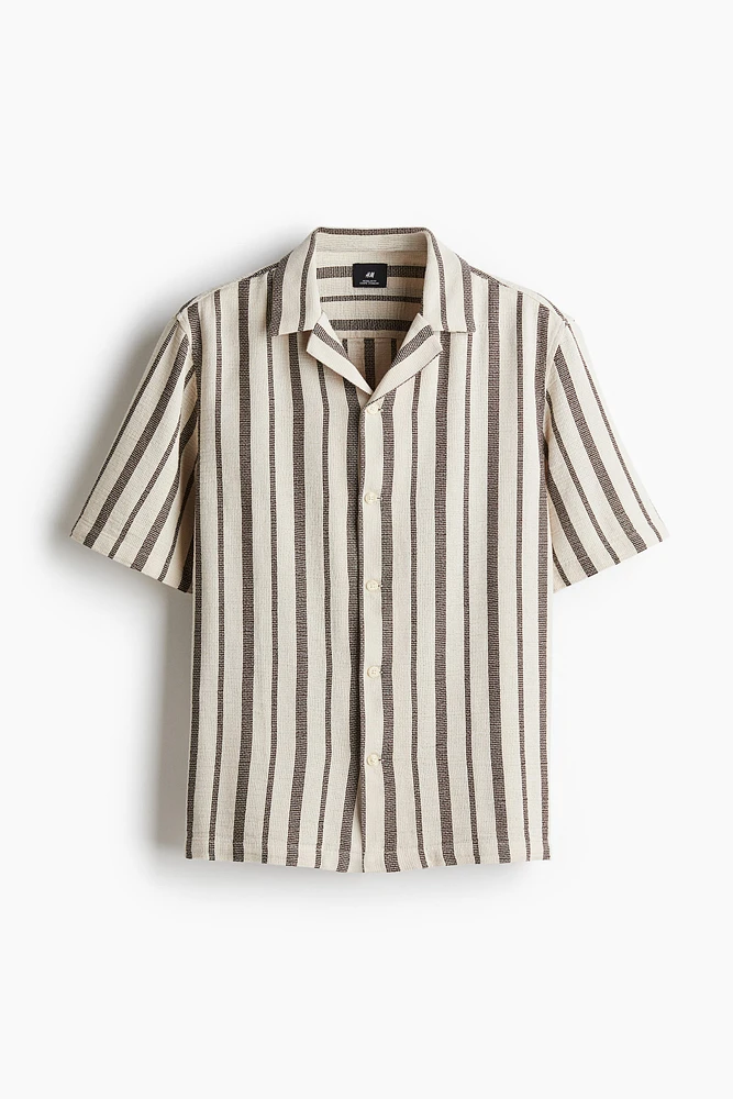 Chemise texturée coupe classique à col cubain
