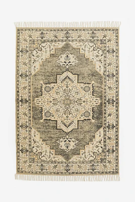 Patterned Rug with Fringe