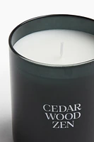 Bougie parfumée dans un pot en verre