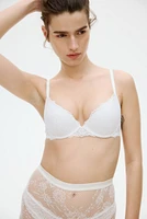 Soutien-gorge super pigeonnant en dentelle