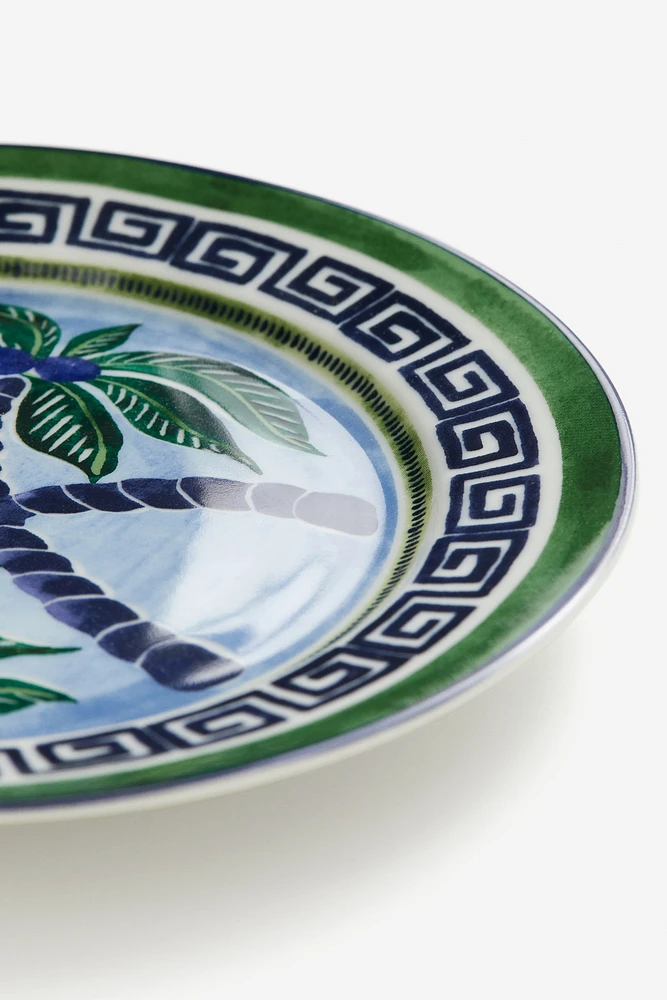 Assiette moyenne en porcelaine