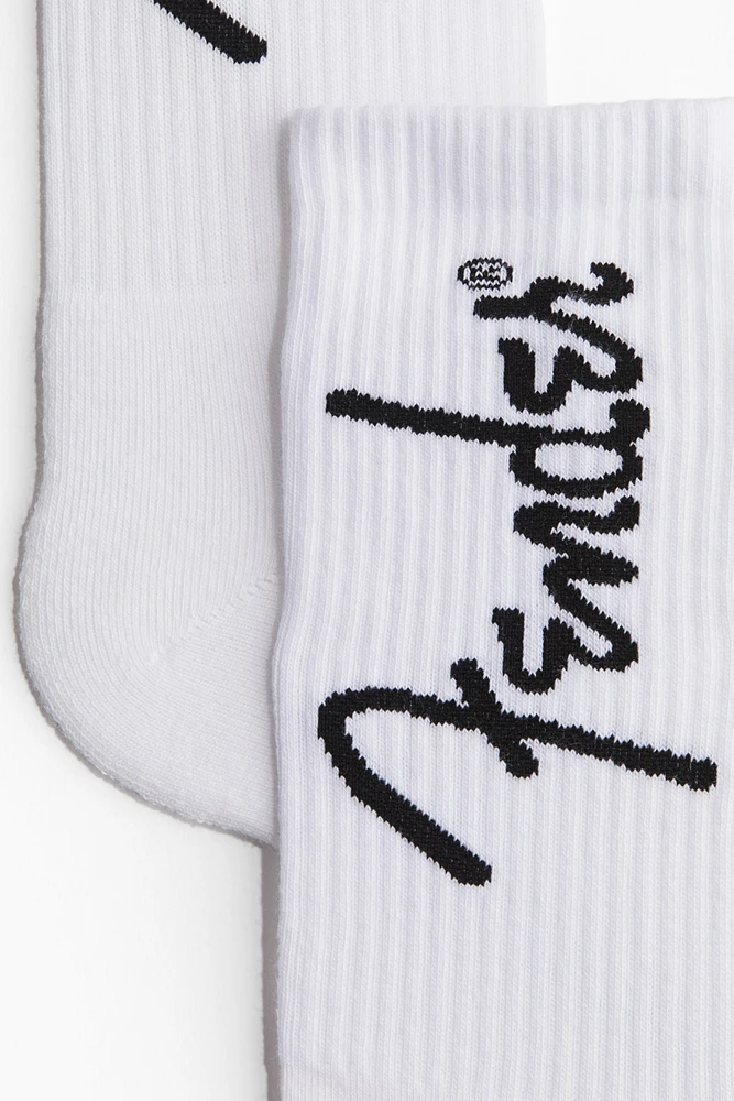 Motif-detail Socks