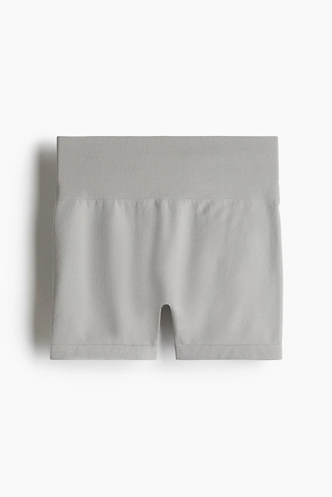 Seamless Sports Hot Pants with DryMove™