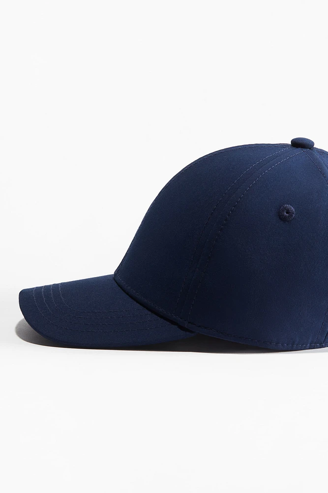 Casquette de sport déperlante