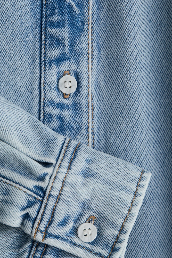 Chemise ample en denim