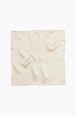 Pochette en soie