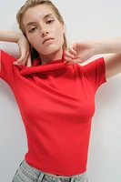 Haut à col roulé en fin tricot