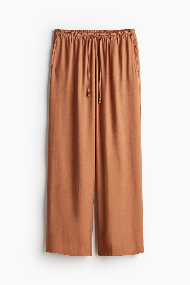 Wide-cut Pull-on Pants