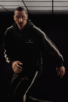 Loose Fit Sports Hoodie DryMove™