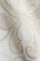 Robe droite avec broderie anglaise