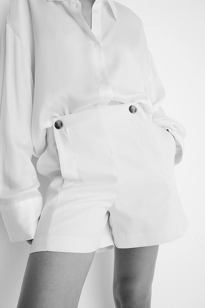 Button-detail Shorts