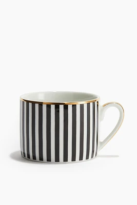 Tasse en porcelaine