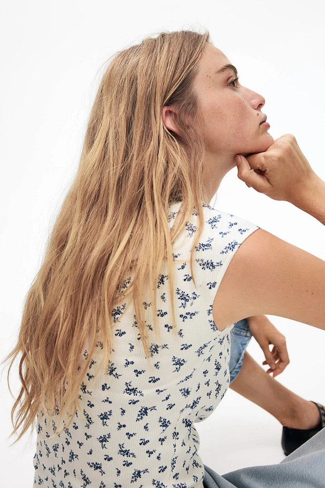 Ribbed Sweetheart-Neck Top