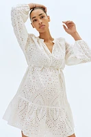 MAMA Robe avec broderie anglaise