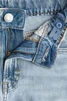 Relaxed Tapered Fit Jeans
