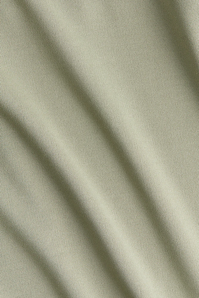 Haut à encolure carrée