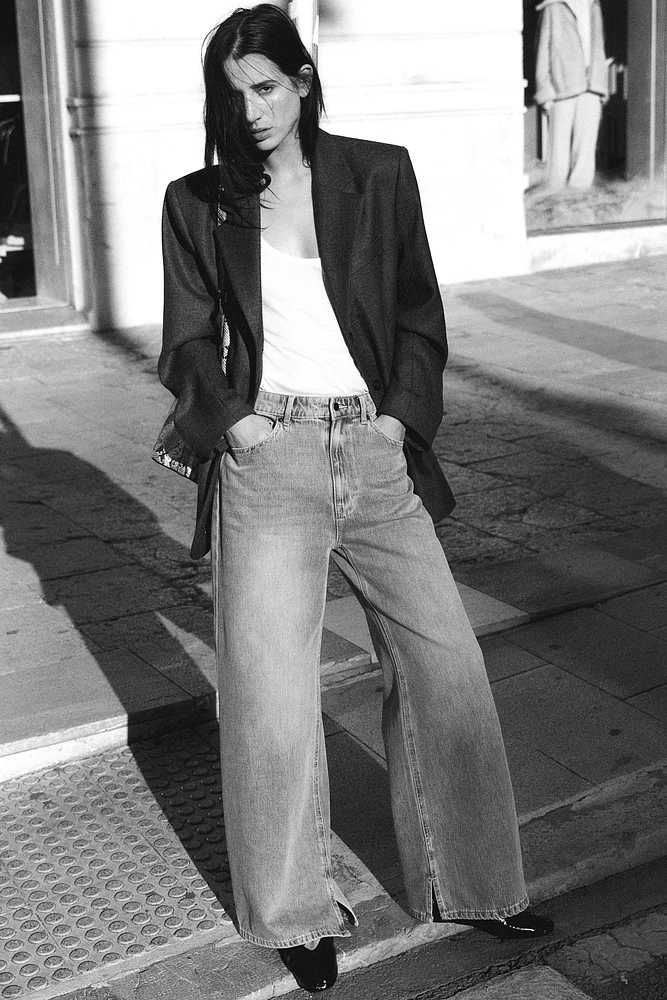 Wide-Leg Jeans
