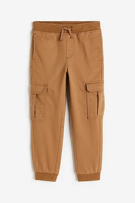 Pantalon cargo Coupe Amincie