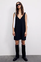 Robe trapèze avec bretelles à nouer