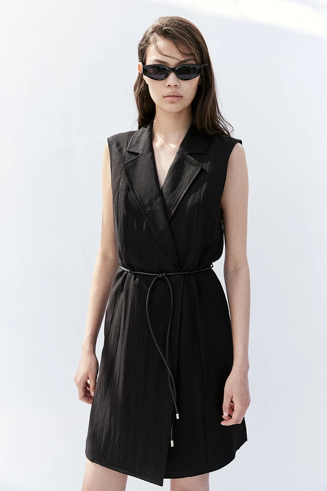 Robe blazer avec ceinture à nouer