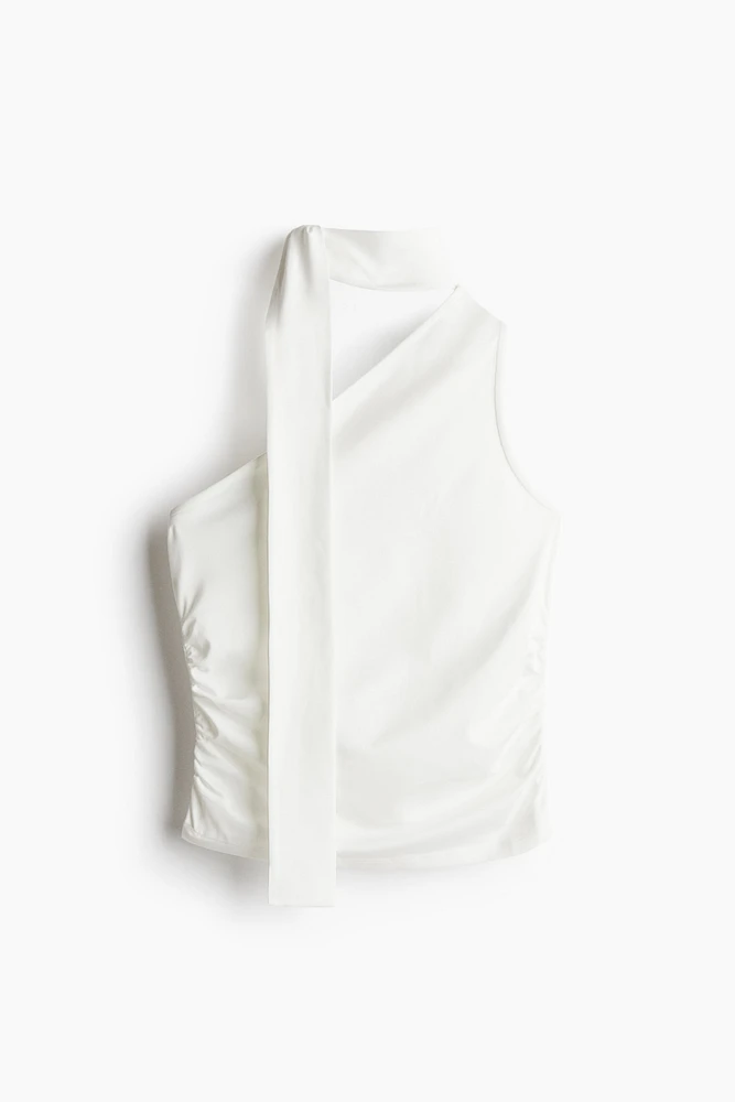 Haut asymétrique à effet drapé