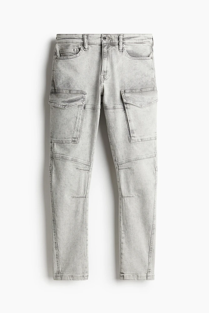 Jean cargo Coupe Amincie