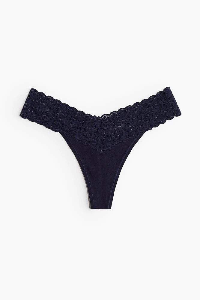Lot de 10 culottes Thong en dentelle