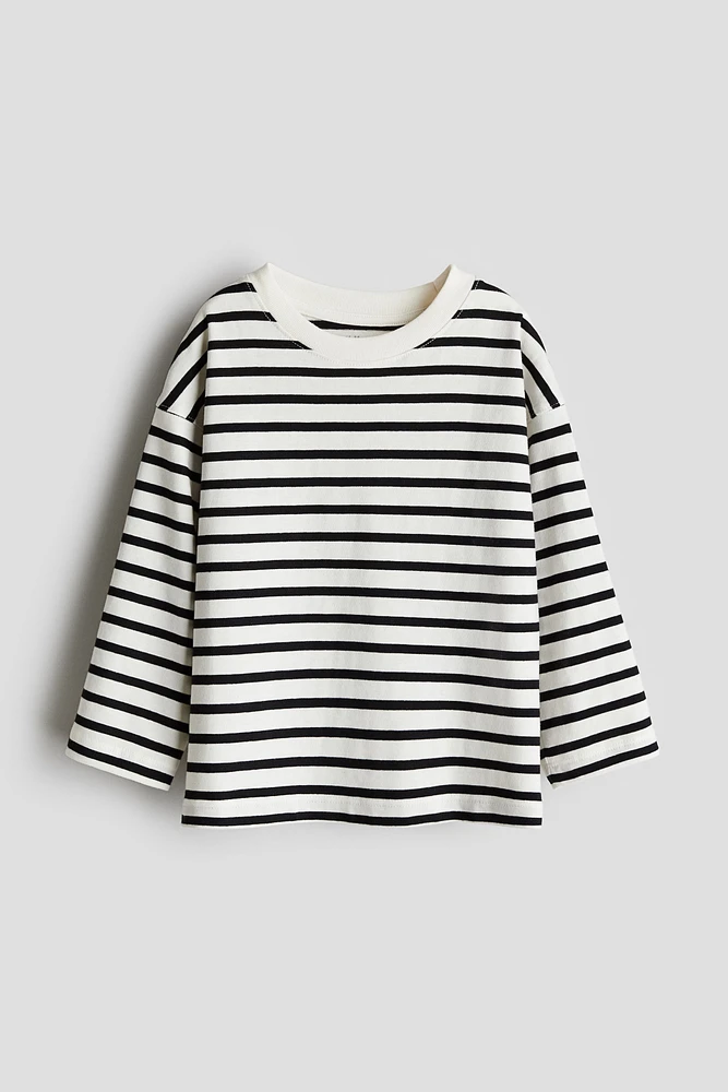 Long-sleeved T-shirt