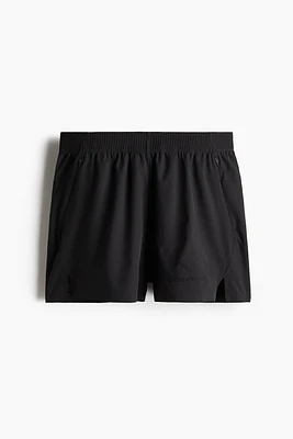Short Sports Shorts with DryMove™