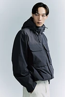 Loose Fit Water-repellent nylon jacket