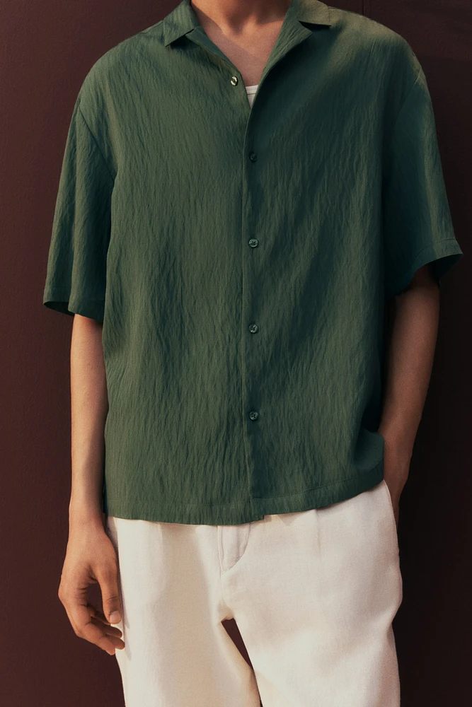 Loose-Fit Crinkled Resort Shirt