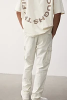 Pantalon cargo près du corps