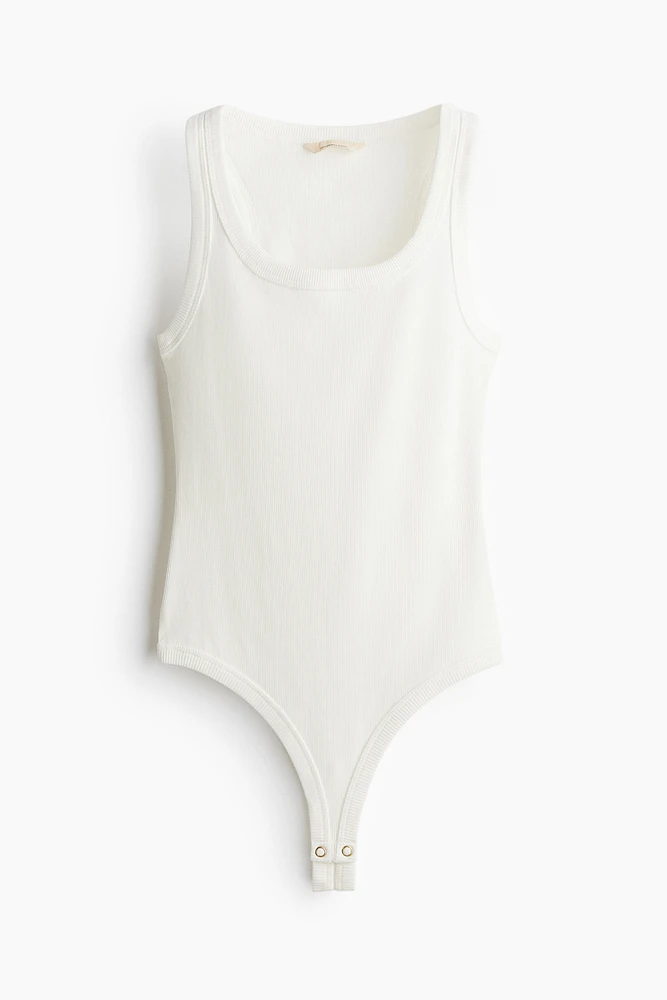 Maillot tanga côtelé en soie mélangée