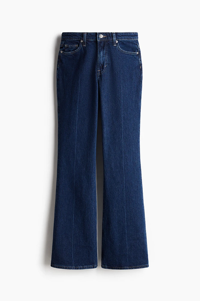 Curvy Fit Flared High Jeans