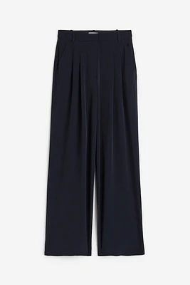 Wide-leg Pants