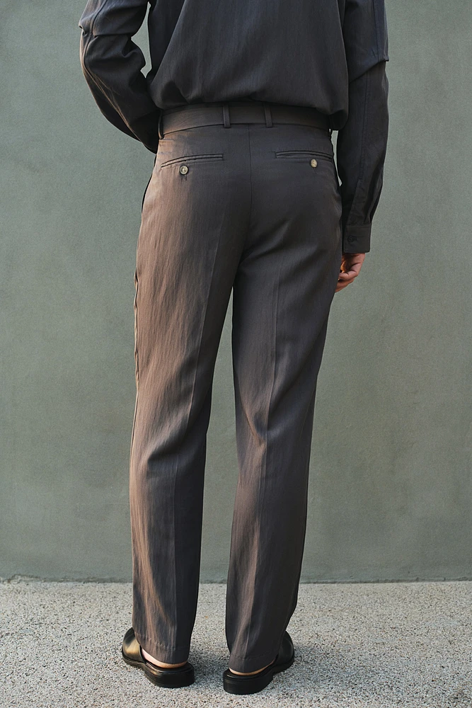 Pantalon classique en sergé avec ceinture