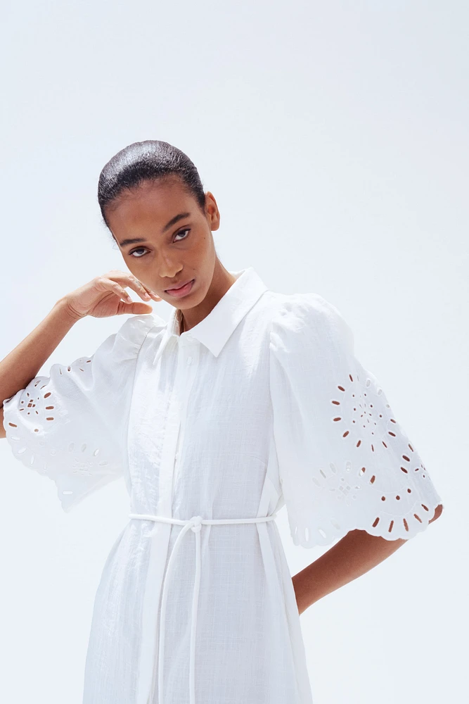 Robe chemisier avec broderie anglaise