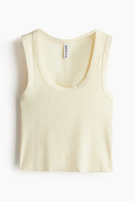 Short Tank Top