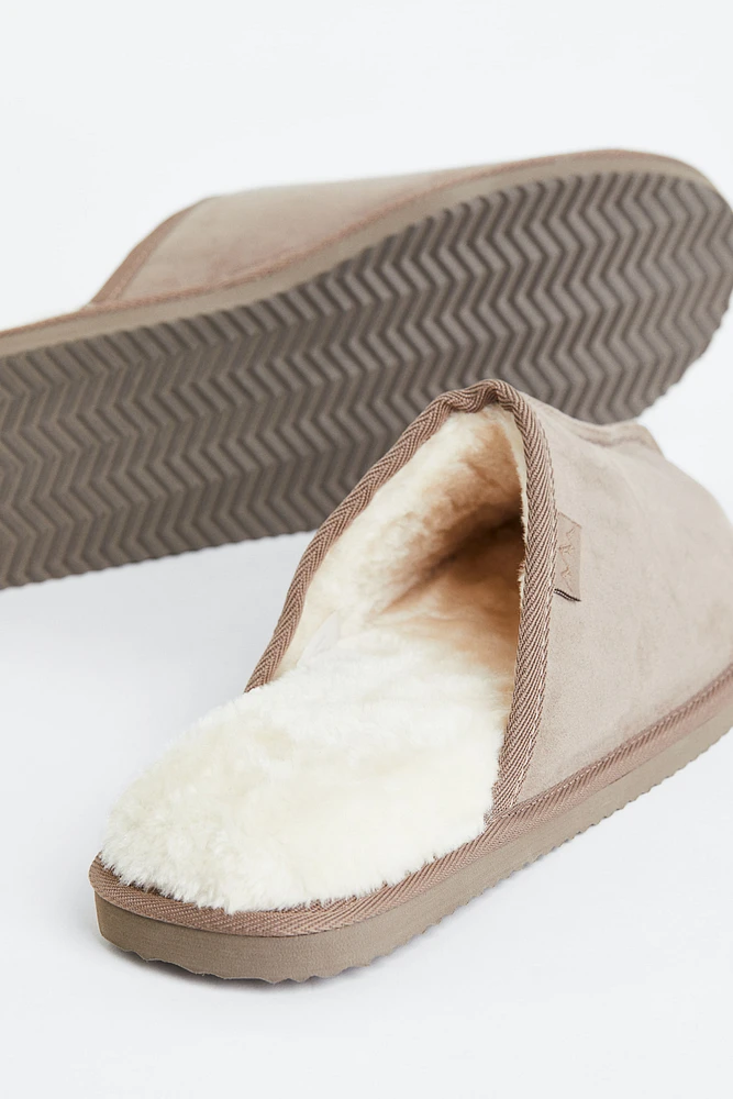 Fleece-lined Slippers