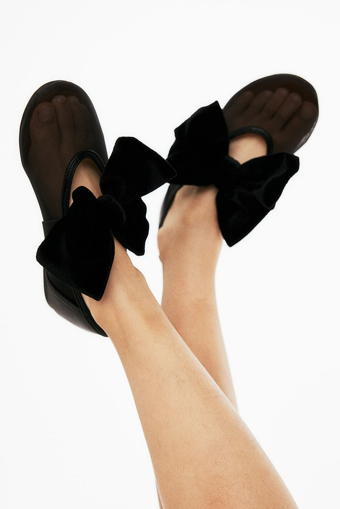 Bow-Detail Ballet Flats