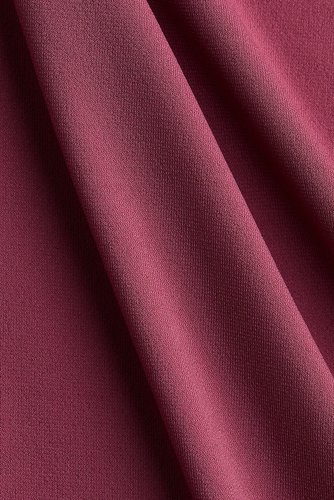 Robe moulante à bretelles fines